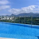 Suite Com Jardim E Piscina Na Barra Rj