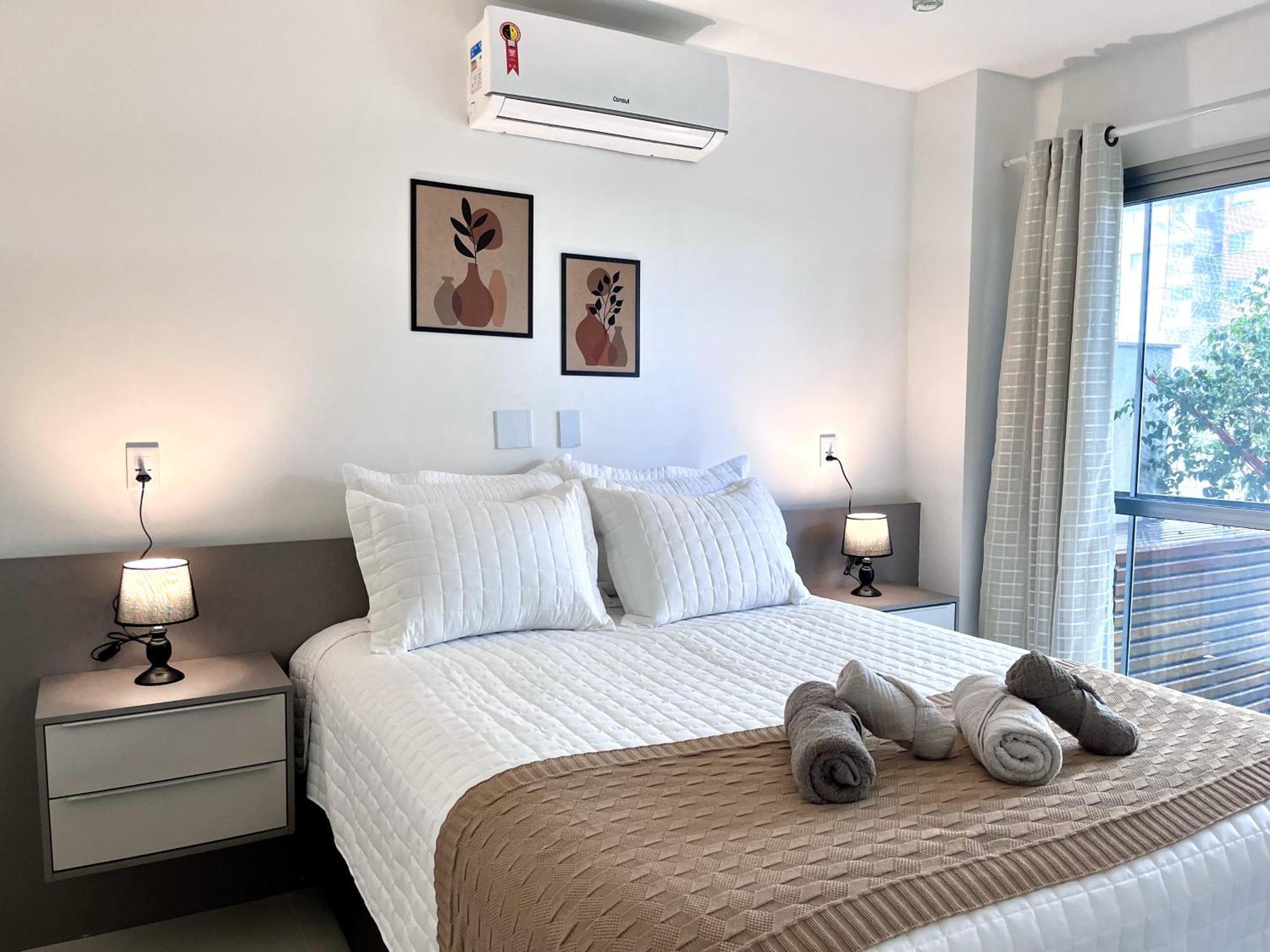 Apartamento Com Jardim E Piscina Na Barra Rj Rio de Janeiro