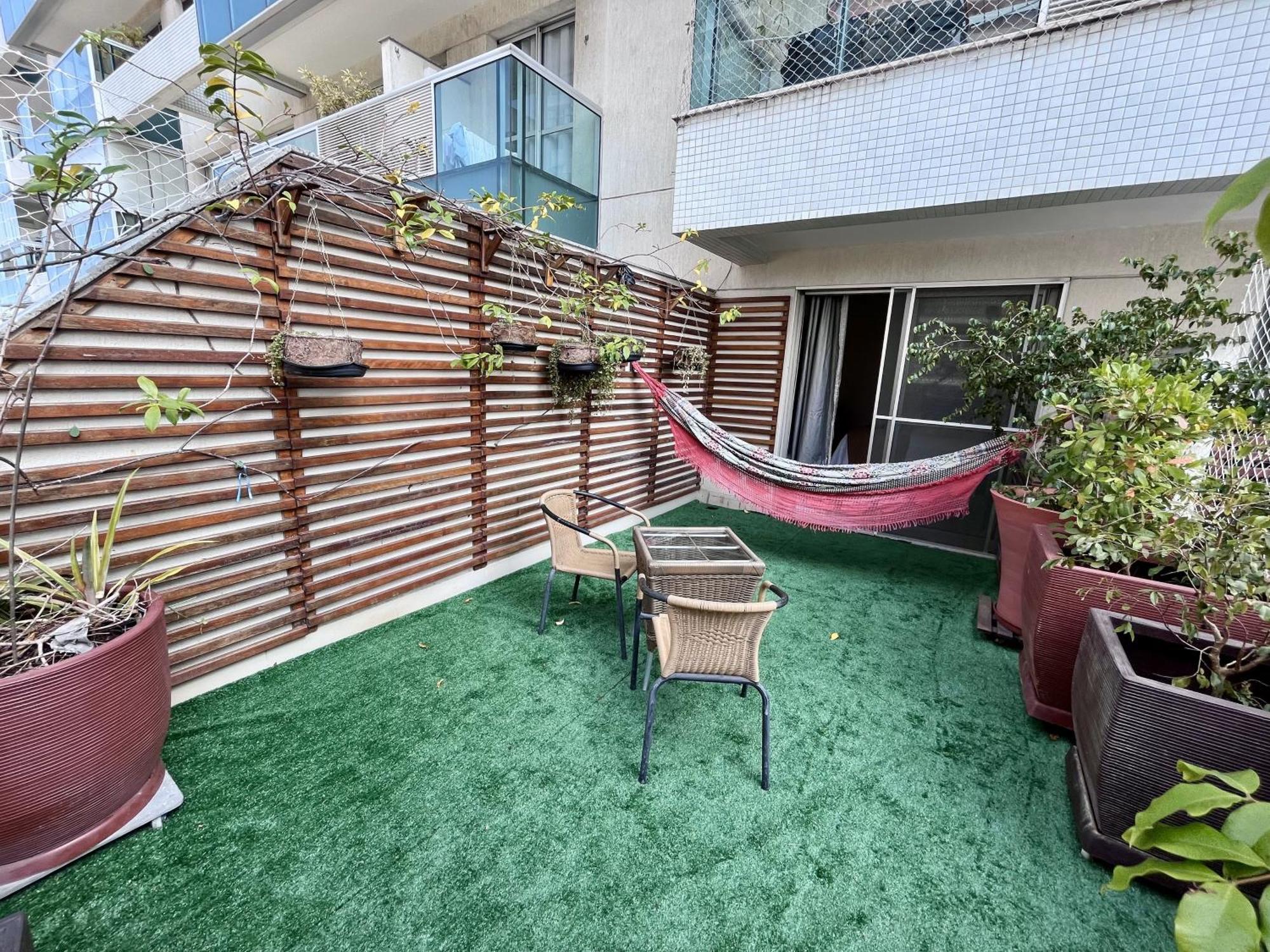 Com Jardim E Piscina Na Barra Rj * Rio de Janeiro
