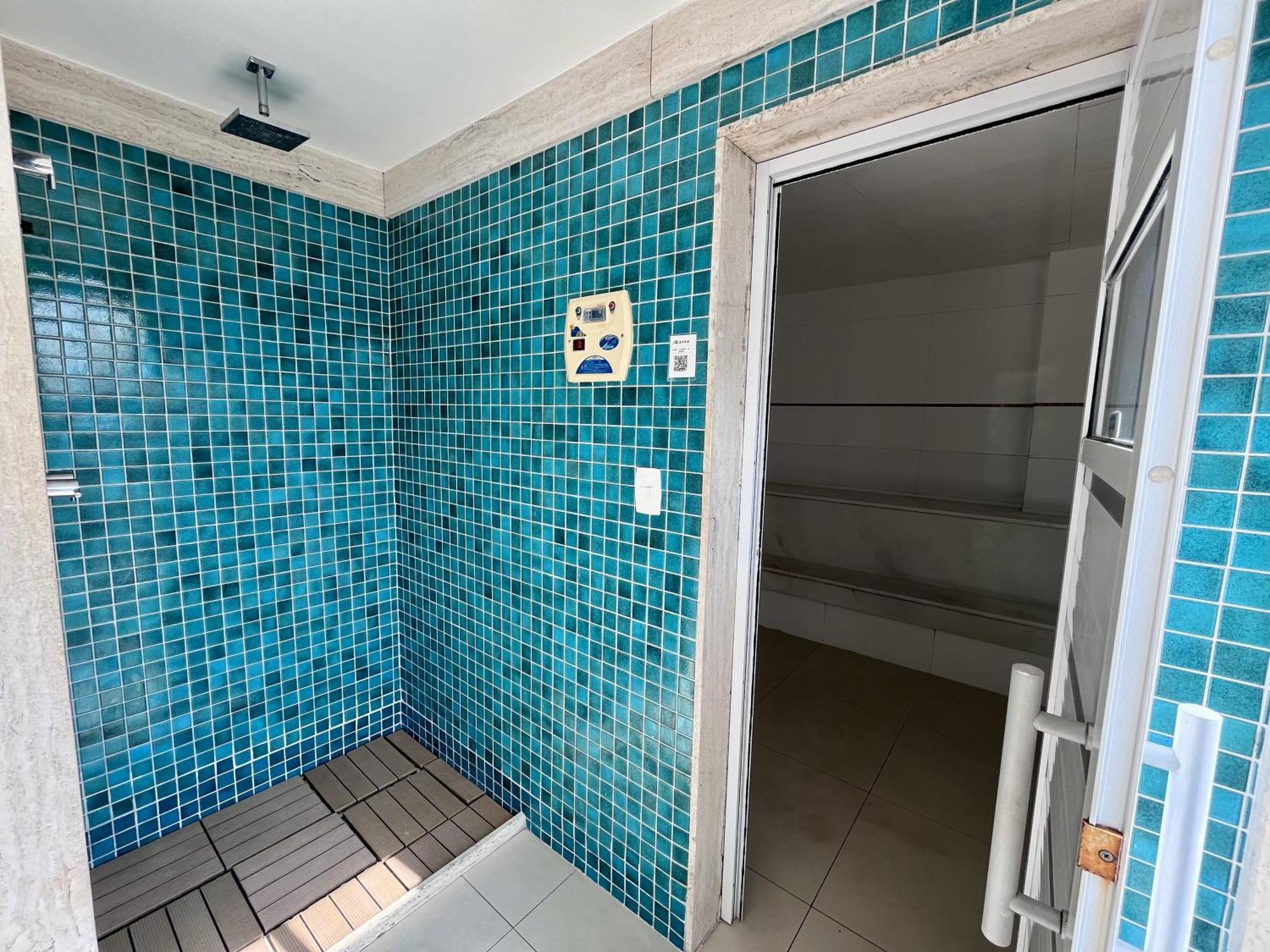 Apartamento Com Jardim E Piscina Na Barra Rj *