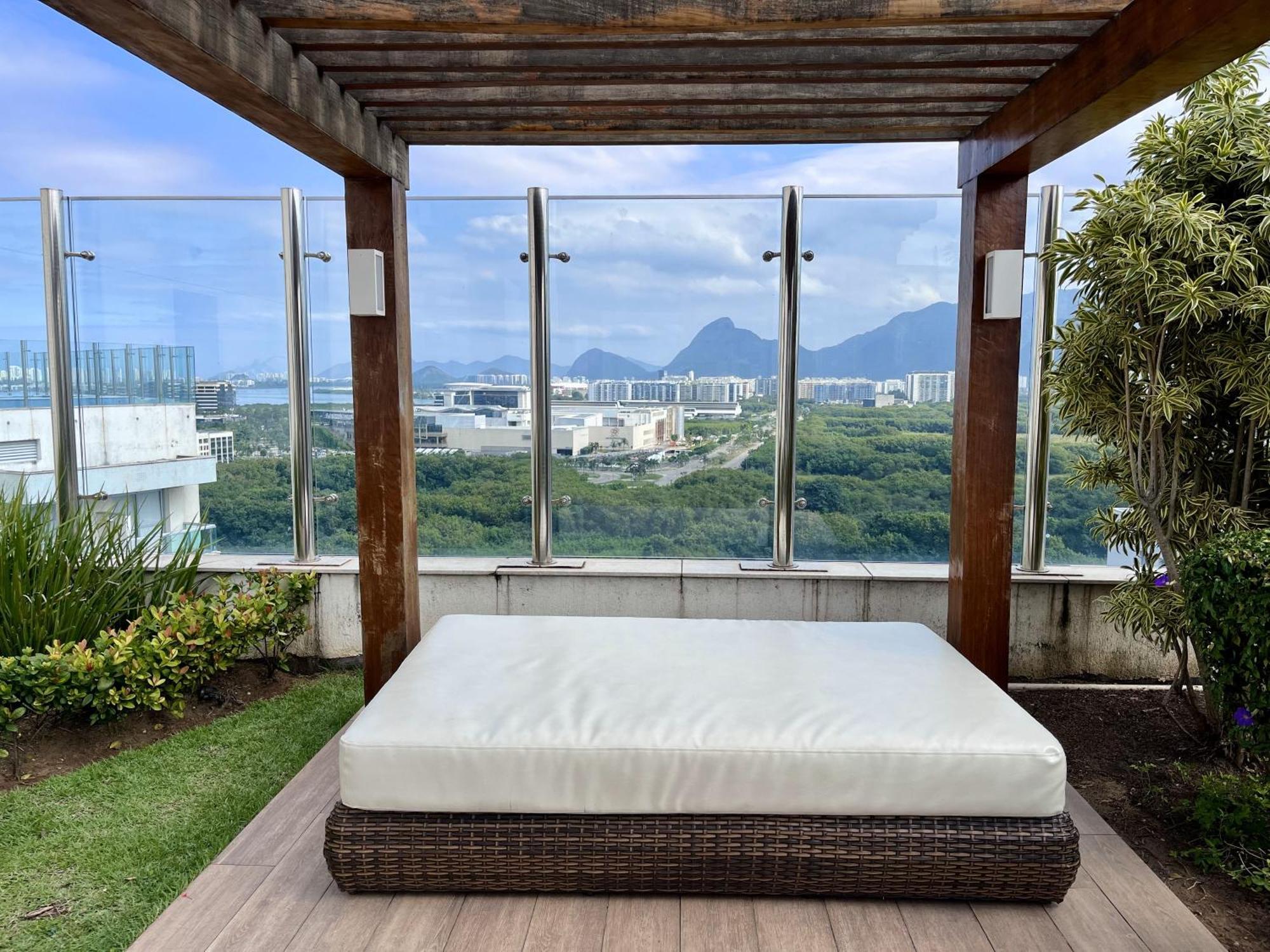 Com Jardim E Piscina Na Barra Rj * Río de Janeiro