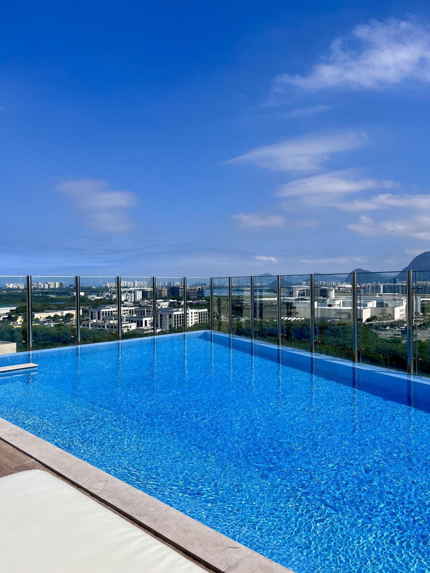 Com Jardim E Piscina Na Barra Rj Río de Janeiro